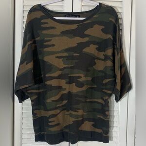New York & Company Dolman Sleeve Camouflage Sweater, Size XL, 3/4 Sleeves